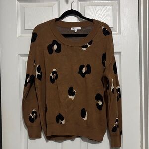DR2 woman’s animal print sweater size xl
